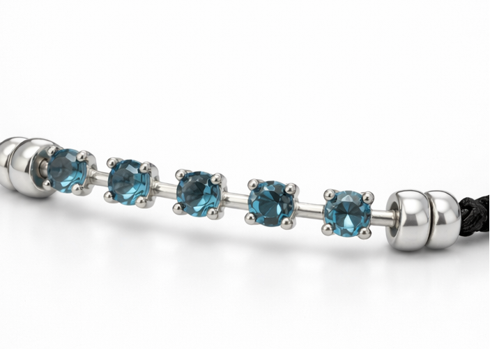 Pulsera Macramé London Blue en Oro Blanco