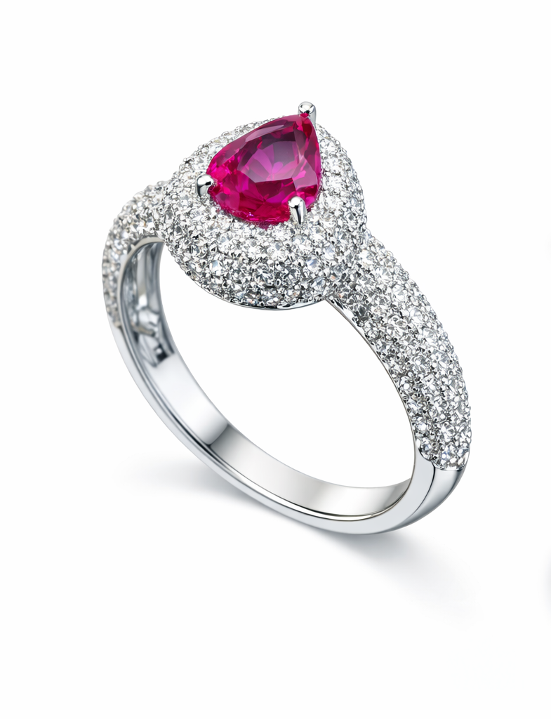 Anillo de oro blanco con rubí y pavé de diamantes