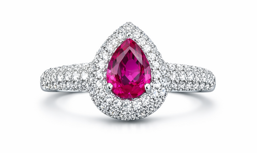 Anillo de oro blanco con rubí y pavé de diamantes