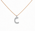 Colgante Letra C en Oro Blanco con Diamantes
