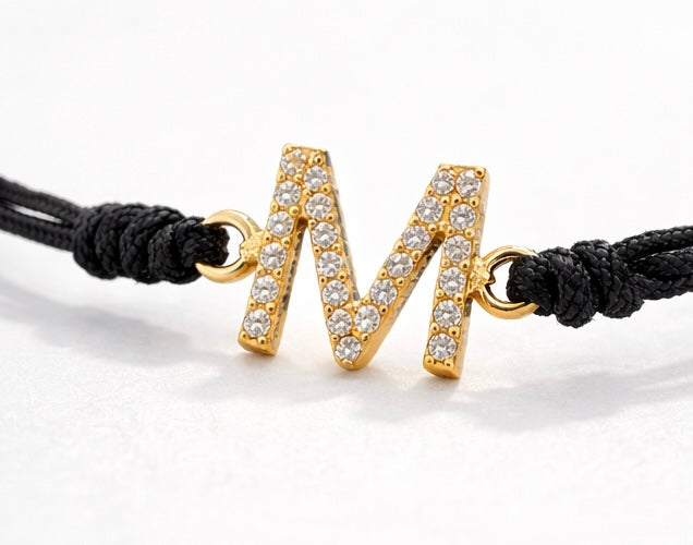Pulsera Oro Rosa Letra M con Diamantes