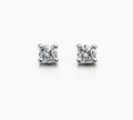 Pendientes Solitario de Oro Blanco con Diamante Talla Brillante 0.10 ct