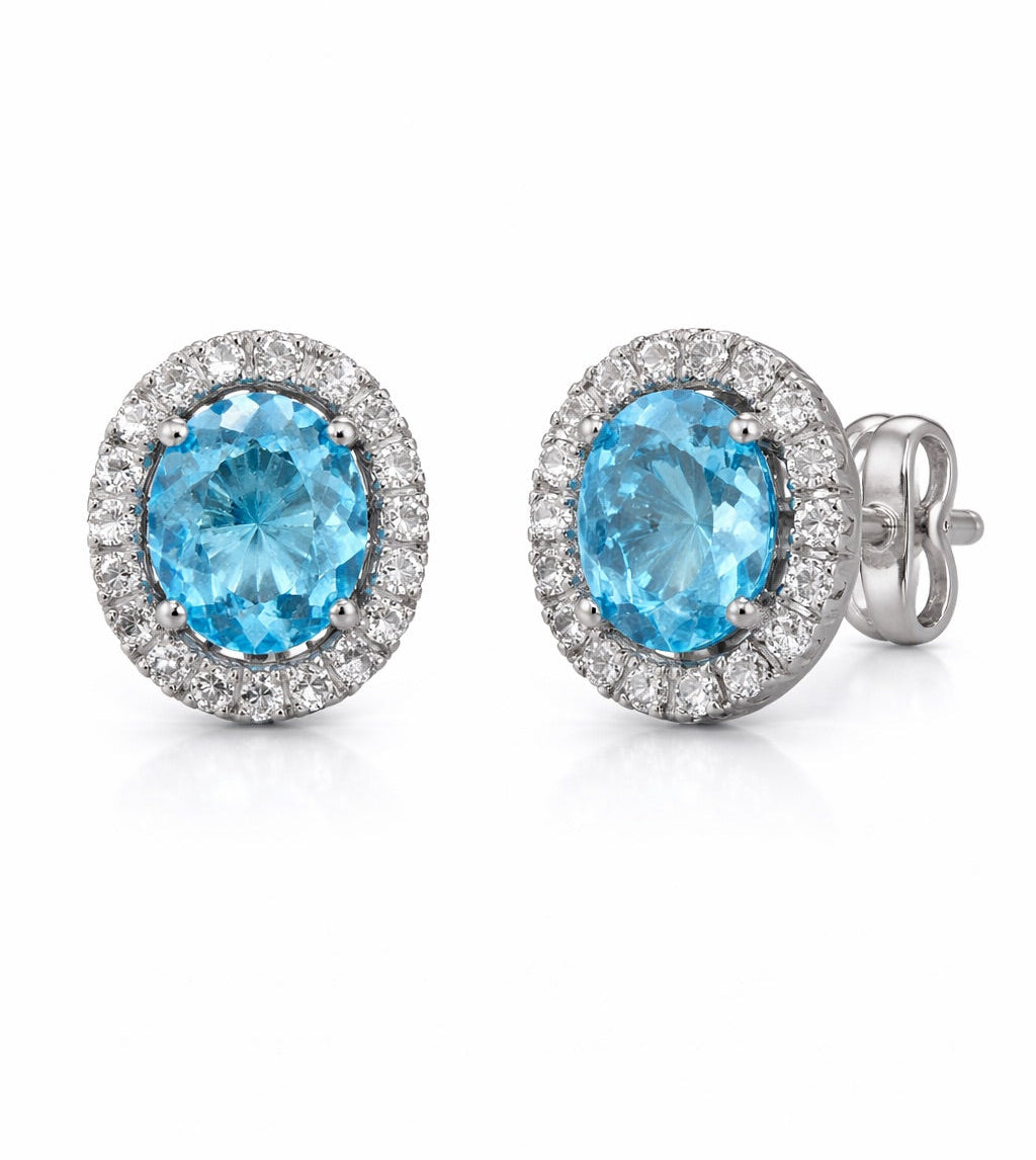Pendientes de Oro Blanco con Aguamarina y Halo de Diamantes