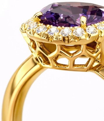 Anillo halo de amatista y diamantes en oro rosa