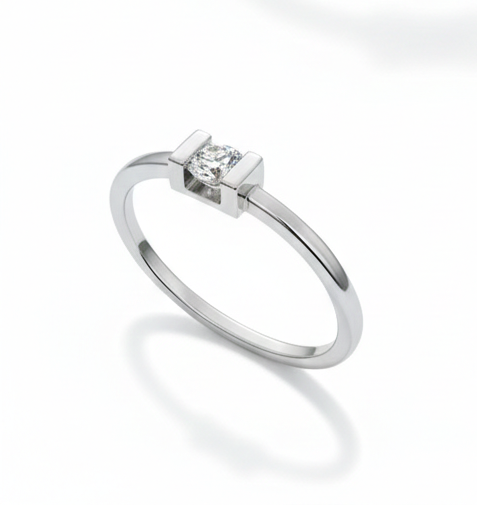 Anillo solitario diamante central pequeño