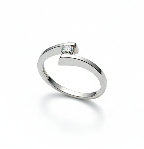 Anillo solitario oro blanco cruzado