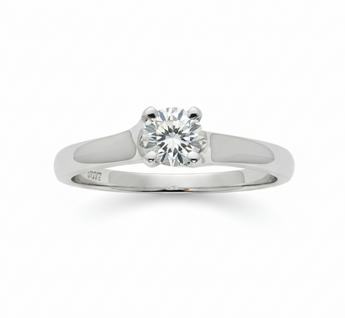 Anillo solitario cuatro grapas