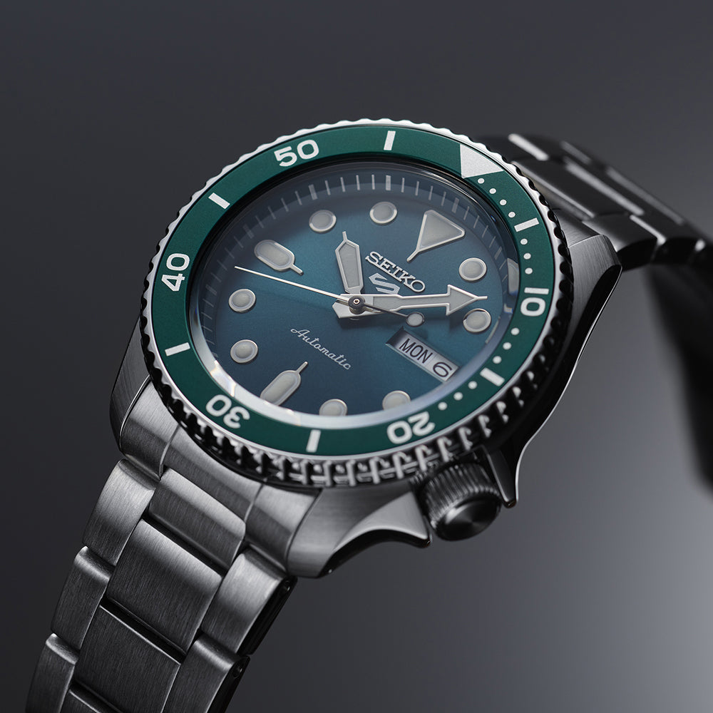SEIKO 5 GREEN